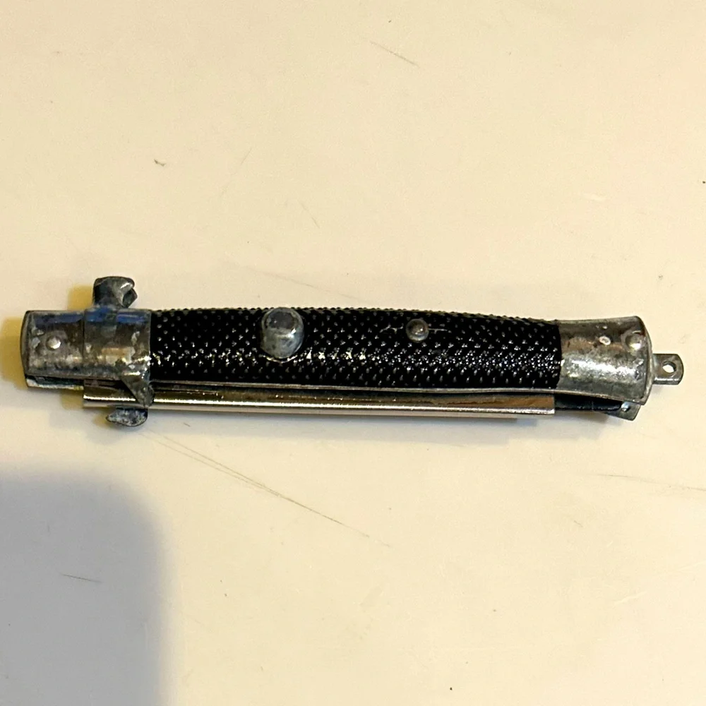 VTG SWITCHBLADE COMB FLAWED BLACK SILVER 5” to 9” STAINLESS HAIR GROOM KNIFE